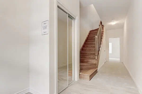 42 Quilico RD, Vaughan, ON L4H 5G9