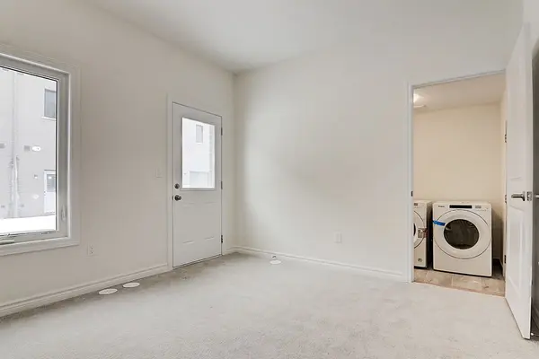 42 Quilico RD, Vaughan, ON L4H 5G9
