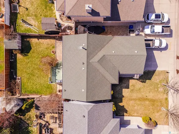 671 Fairbrother PLACE, Saskatoon, SK S7S 1J2