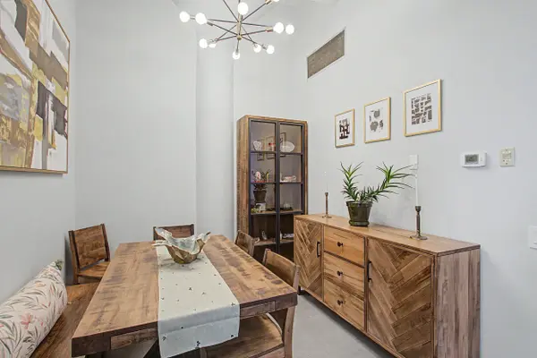 1001 Roselawn AVE #415, Toronto W04, ON M6B 4M4