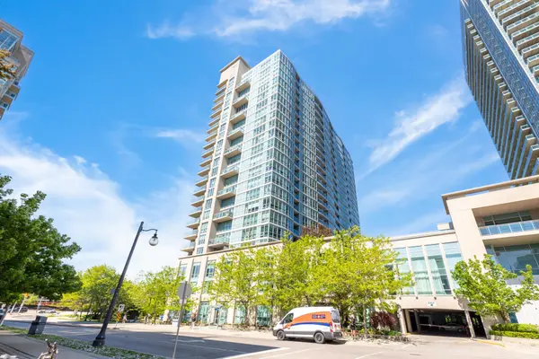 185 Legion RD #1808, Toronto W06, ON M8Y 0A1