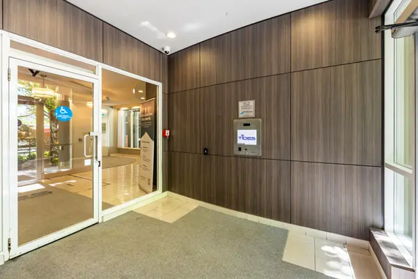 185 Legion RD #1808, Toronto W06, ON M8Y 0A1