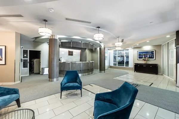 185 Legion RD #1808, Toronto W06, ON M8Y 0A1
