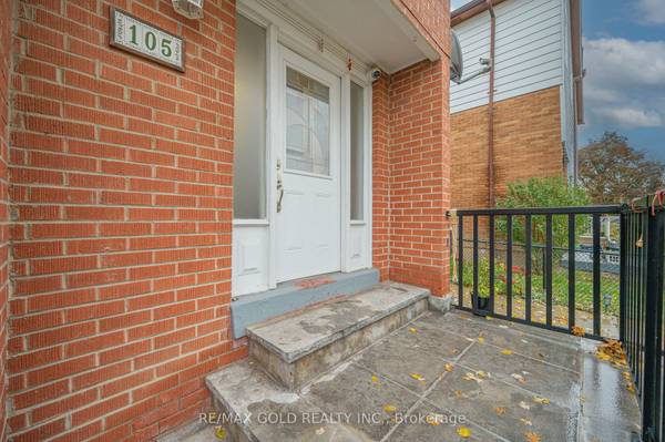105 Skegby RD, Brampton, ON L6V 2T8