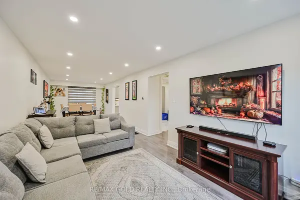 105 Skegby RD, Brampton, ON L6V 2T8