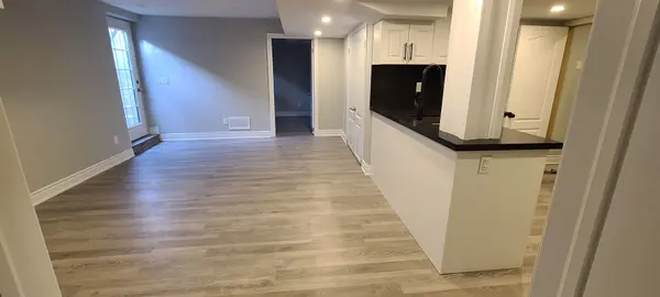 13 Tideland DR, Brampton, ON L7A 2W3