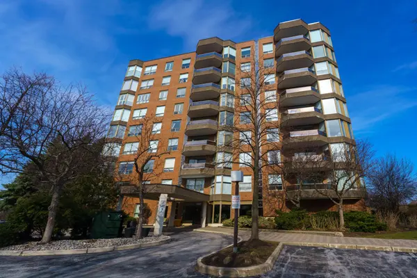 1905 Pilgrims WAY #506, Oakville, ON L6M 2X2