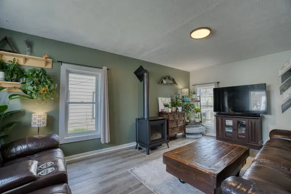 529 Claude ST, South Bruce Peninsula, ON N0H 2T0