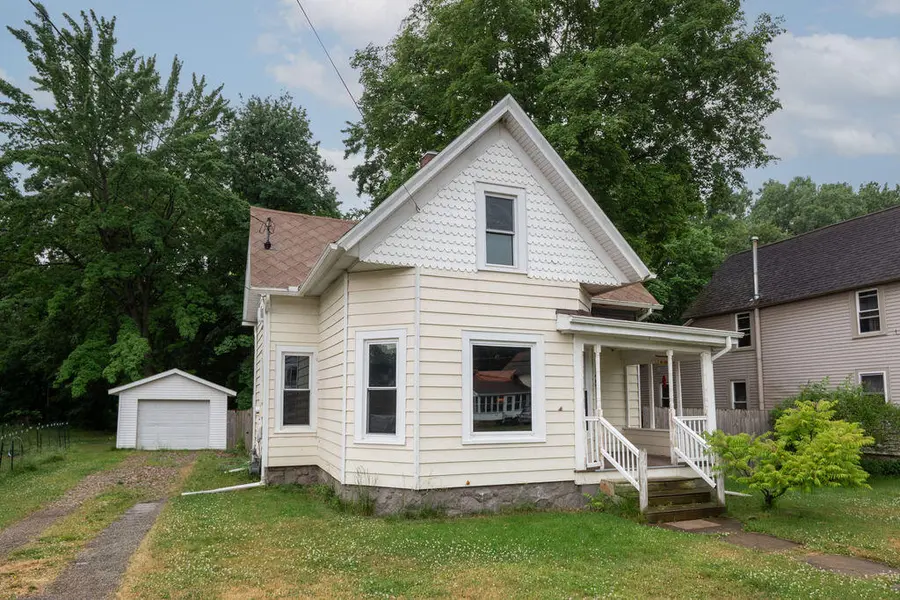 436 E Division ST, Dowagiac City, MI 49047