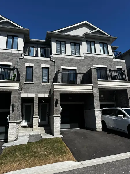 26 Gerry Henry LN #MAIN, Clarington, ON L1E 0L8