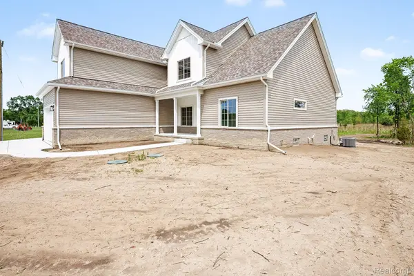 57560 Omo RD, Ray Township, MI 48096