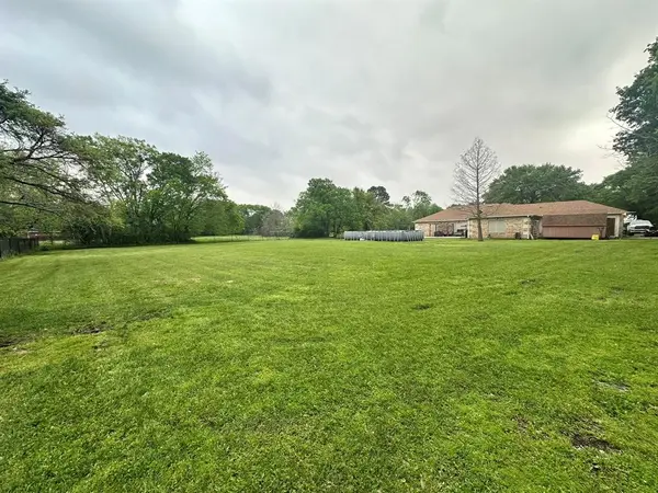 201 W Oak Street, Eustace, TX 75124