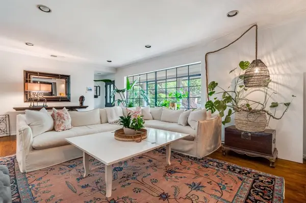 5305 Nakoma, Dallas, TX 75209