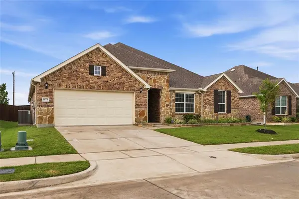 1424 Millican Lane, Aubrey, TX 76227