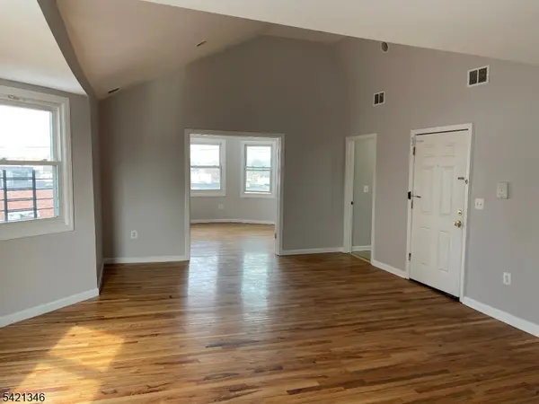 784 S 19Th St #2, Newark City, NJ 07103