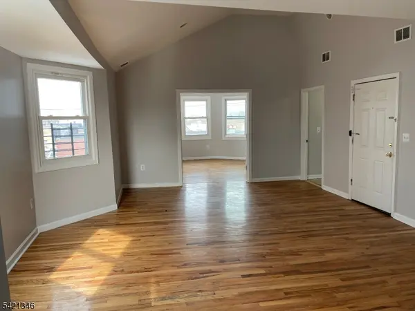 784 S 19Th St #2, Newark City, NJ 07103