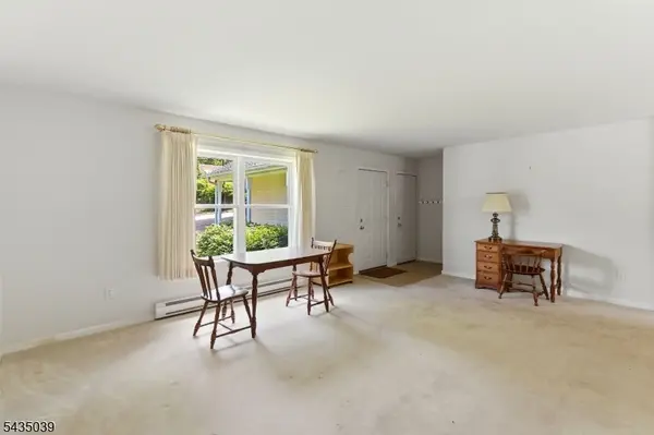 45 Kearney St, Dover Town, NJ 07801