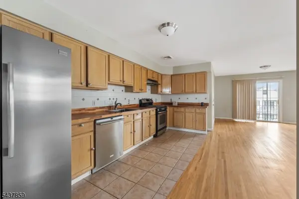 244 Clark Pl #2, Elizabeth City, NJ 07206