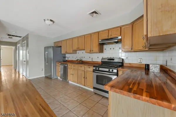 244 Clark Pl #2, Elizabeth City, NJ 07206