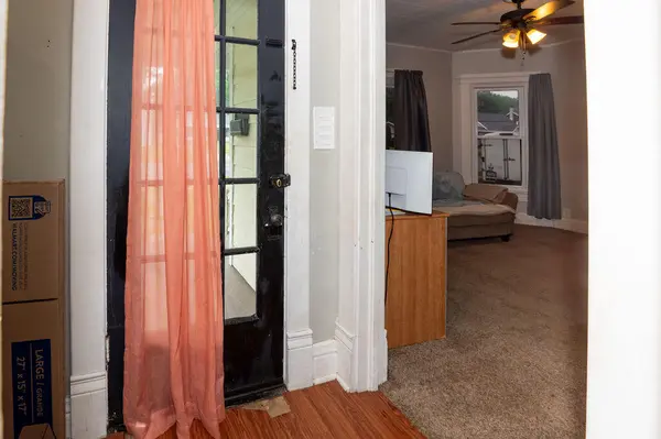 436 E Division ST, Dowagiac City, MI 49047