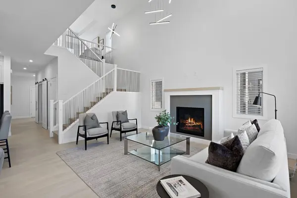 58 Westland PARK SW, Calgary, AB T3H 0W1