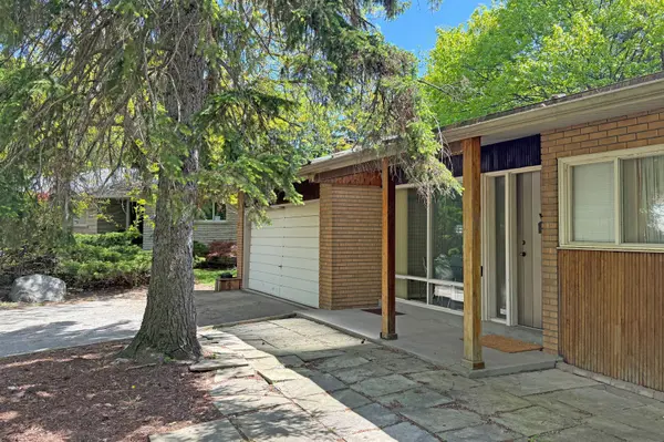 12 Ruden CRES, Toronto C13, ON M3A 3H3