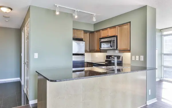 736 SPADINA AVE #1104, Toronto C01, ON M5S 2J6