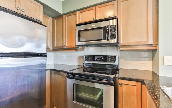 736 SPADINA AVE #1104, Toronto C01, ON M5S 2J6