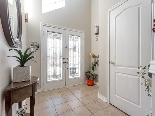 55 Belfountain DR, Whitby, ON L1R 0C4