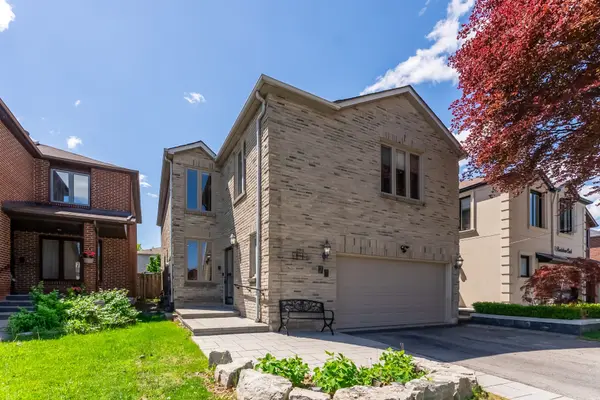 79 Brickstone CIR, Vaughan, ON L4J 6M5