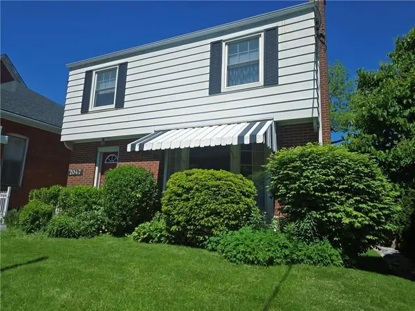 2047 James ST, Burlington, ON L7R 1H4