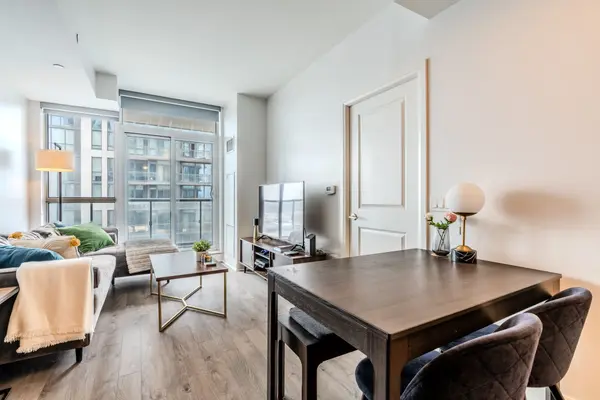 17 Zorra ST #1911, Toronto W08, ON M8Z 4Z6