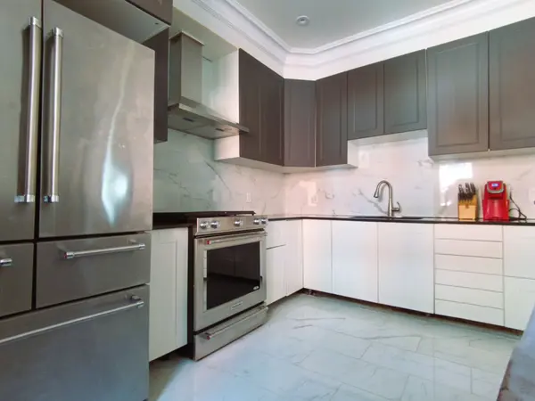 460 Wilbrod ST, Lower Town - Sandy Hill, ON K1N 6M8