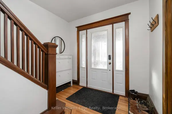 37 Wexford AVE S, Hamilton, ON L8K 2N5