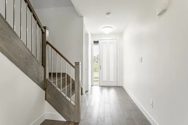 2282 Wickerson RD, London South, ON N6K 0H4