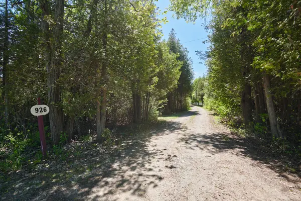 926 Maple Hill RD, North Grenville, ON K0G 1T0