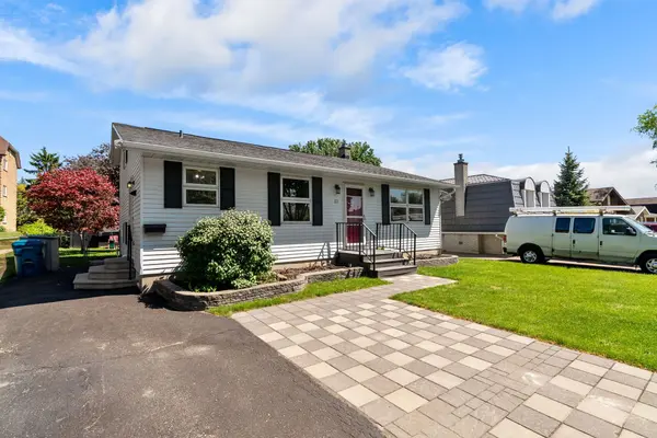 27 Greenwood DR, Stratford, ON N5A 7K1