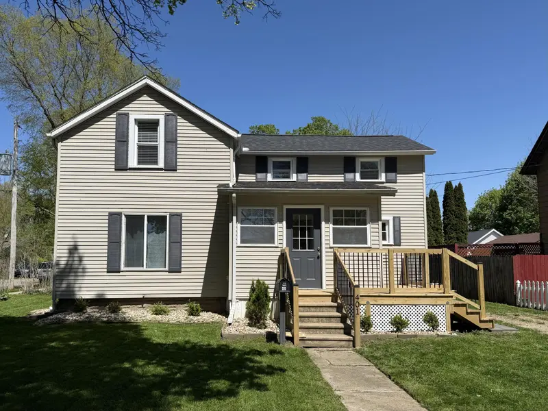 401 E Prairie ST, Vicksburg Vllg, MI 49097