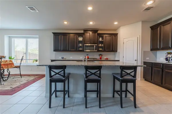 9608 Creekmere Drive, Denton, TX 76226