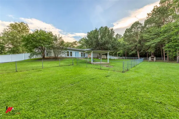 1580 Machen Drive, Springhill, LA 71075