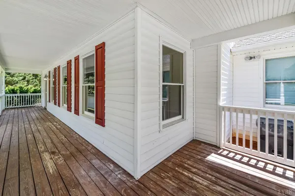 1006 Laurel Street, Bedford, VA 24523
