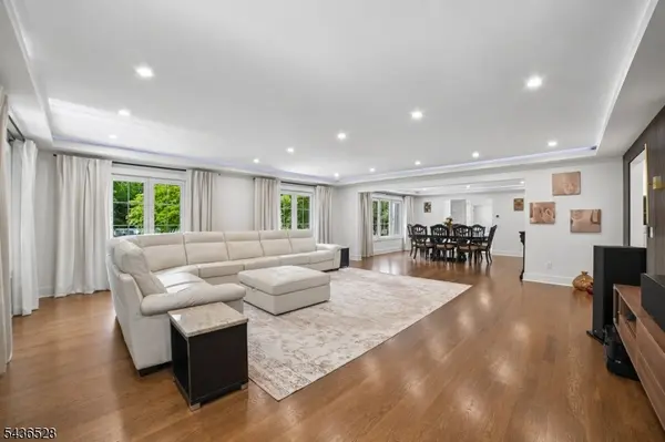 36 Ivy Pl, Wayne Twp., NJ 07470