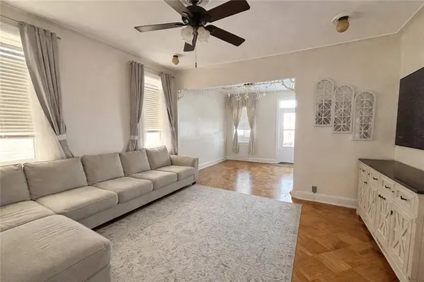 8112 6th AVE, Brooklyn, NY 11209