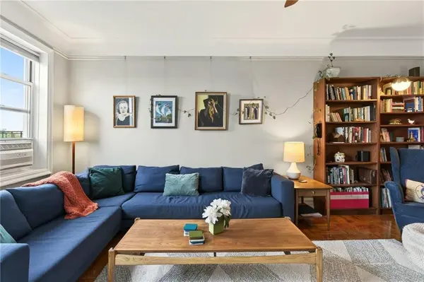 570 Ocean Pkwy #6BC, Brooklyn, NY 11218