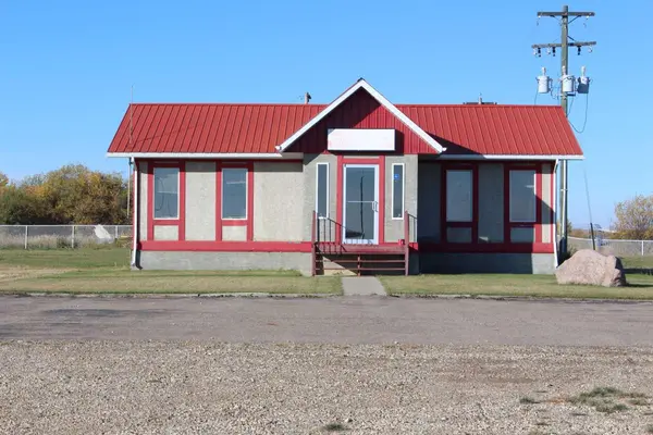 902 Main ST, Manning, AB T0H 2M0