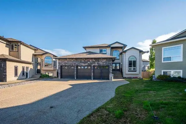 8649 118 AVE, Grande Prairie, AB T8X 0H4