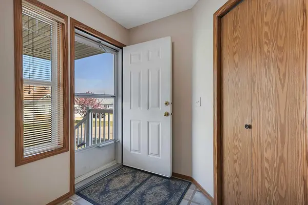 2 Janko Close, Red Deer, AB T4P 3X1