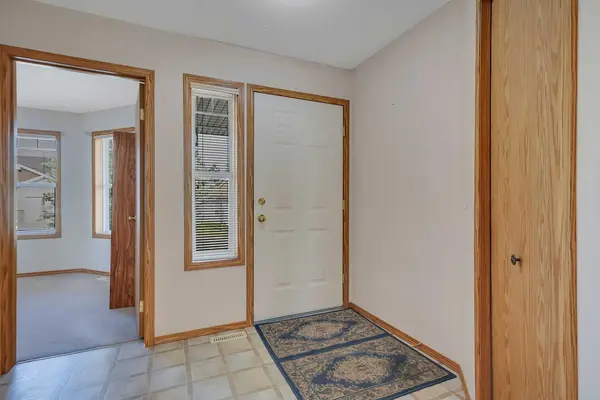 2 Janko Close, Red Deer, AB T4P 3X1