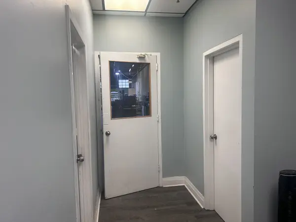 41-43 Estate DR, Toronto E09, ON M1H 2Z2