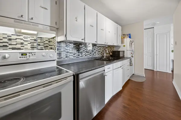 15 Torrance RD #1102, Toronto E08, ON M1J 3K2